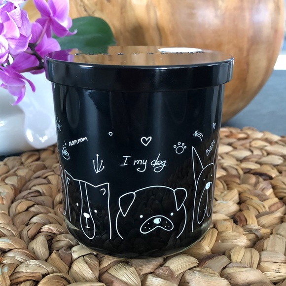 Sand + Paws Other - Sand + Paws Fresh Woods Candle